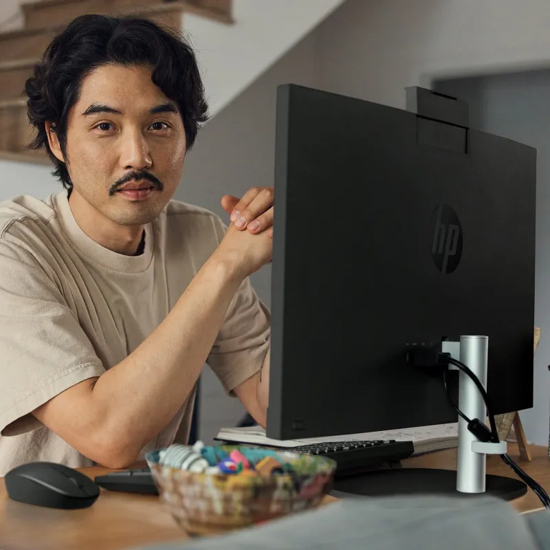 All in One 24-cr0052nt / 80C29EA / Intel i5-13 / 8GB / SSD 512 GB / Intel Xe / FullHD / Win 11 / Czarny