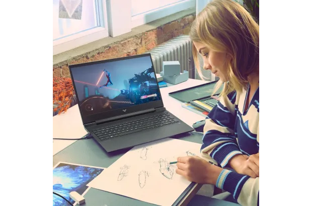 Laptop dla gracza Victus HP 16-d1203nw / 74H19EA / Intel i5-12 / 16GB / SSD 512GB / RTX 3060 / FullHD / 144Hz / Win 11