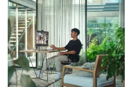 Komputer HP OmniStudio X AiO 32-c0005nw / B4LE4EA / Intel Ultra 7 / 32GB / SSD 1TB / Intel Arc / 4K / Win 11 / Szary