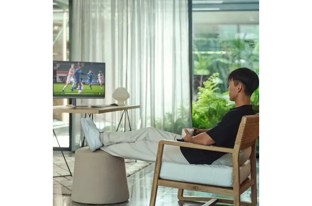 Komputer HP OmniStudio X AiO 32-c0005nw / B4LE4EA / Intel Ultra 7 / 32GB / SSD 1TB / Intel Arc / 4K / Win 11 / Szary