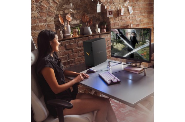 HP Victus 15L Komputer Gamingowy TG02-1070nf / 8W8B1EA / Intel i7-13 / 16GB / SSD 512GB / Nvidia RTX4060 / Win 11 / Czarny