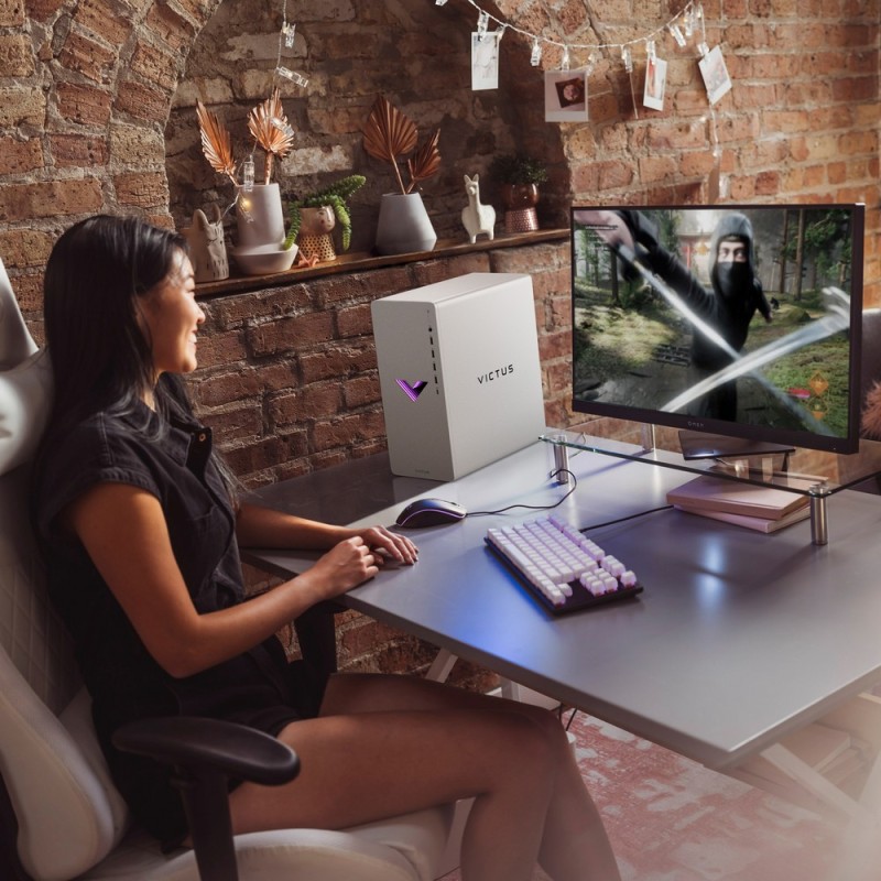 HP Victus 15L Komputer Gamingowy TG02-2048nf / A95JXEA / Intel i5-14 / 16GB / SSD 512 GB / Nvidia RTX 3050 / Win 11 / Biały