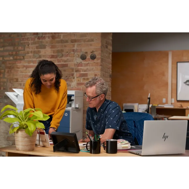 Laptop HP EliteBook 630 G11 / BT0Y3U8 / Ultra 7 165U / 32GB / SSD 1TB / Intel Xe / WUXGA / Win 11 Pro / Srebrny