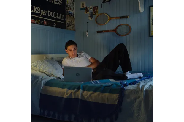 Laptop dla ucznia HP Chromebook  14a-nf0018ca / A4TJ4UA / Intel N100 / 4GB / 128GB USF / Intel HD / HD / Chrome OS / Srebrny