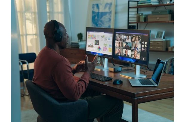 HP EliteBook 8 FLIP G1i 13 / C51G9ET / Ultra 5 / 16GB / SSD 512GB / Intel Graphics / WUXGA / Dotyk / Win 11 Pro / Srebrny