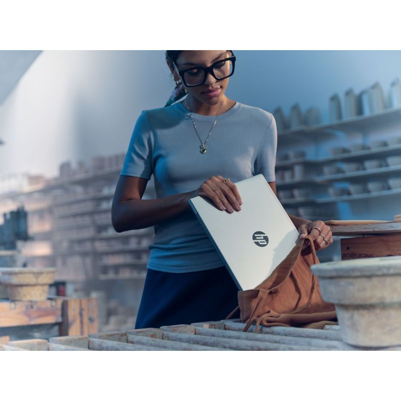 Laptop HP ProBook 4 G1a 14 AI / C51HFET / Ryzen 7 / 16GB / SSD 512GB / Radeon 780M / WUXGA / Win 11 Pro / Srebrny
