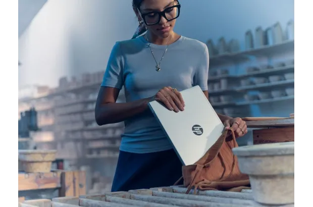 Laptop HP ProBook 4 G1i 14 / C51LGET / Ultra 5 / 16GB / SSD 512GB / Intel Graphics / WUXGA / Win 11 Pro / Srebrny