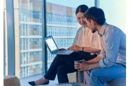 HP EliteBook 8 G1i 13 / C51G6ET / Ultra 5 / 16GB / SSD 512GB / Intel Graphics / WUXGA / Win 11 Pro / Srebrny