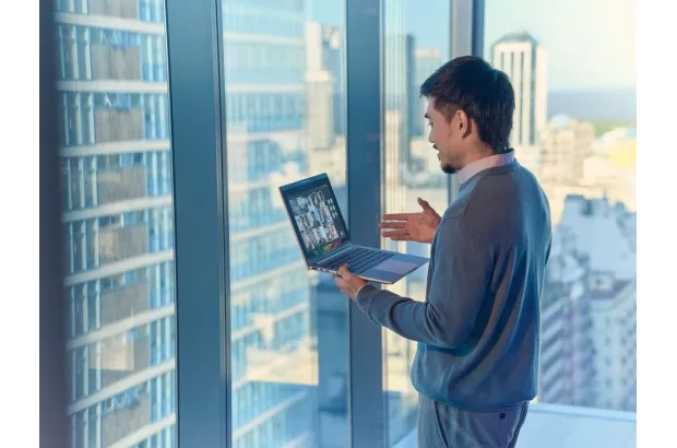 HP EliteBook 8 G1i 14 / C51G2ET / Ultra 7 / 32GB / SSD 1TB / Intel Arc / WUXGA / Win 11 Pro / Srebrny