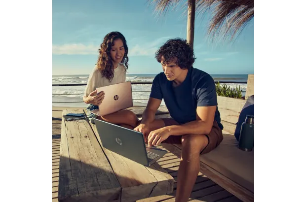 Laptop HP 14-cf2112wm / 5T9T7UA / Intel N4120 / 16GB / eMMC 64GB / Intel UHD / HD / Win 11 / OFFICE 365 / Różowy