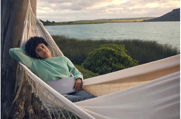 Laptop HP 14-cf2112wm / 5T9T7UA / Intel N4120 / 16GB / eMMC 64GB / Intel UHD / HD / Win 11 / OFFICE 365 / Różowy