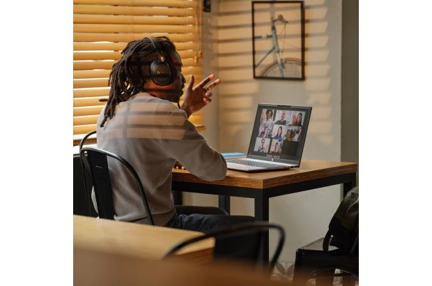 Laptop 16-ag0034nw / A01G1EA / Ryzen 7 / 16GB / 1TB / AMD Radeon / 2k / Dotyk / Win 11 / Szary