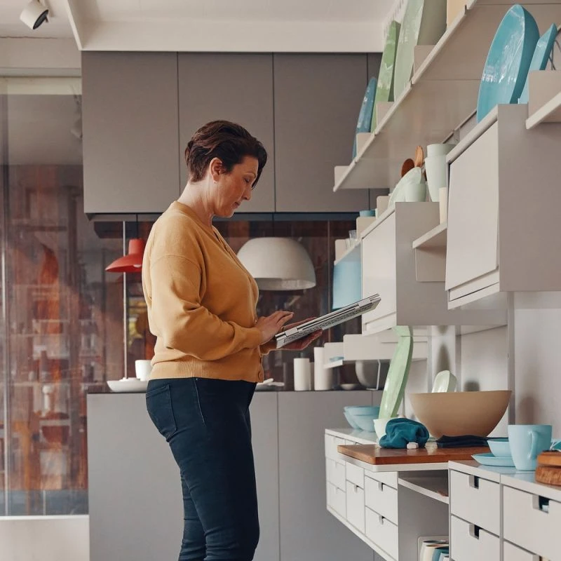 Laptop HP x360 EliteBook 1040 G10 / BR4S8E8 / Intel i5-13 / 16GB / 1TB / Intel Iris Xe / WUXGA / Dotyk / Win 11 Pro / Srebrny