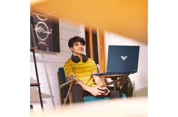 Gamingowy laptop Victus HP 15-fa2041nw / C1LW4EA / Intel Core 5 / 16GB / SSD 512GB / RTX 5050 / FullHD / 144Hz / Win 11