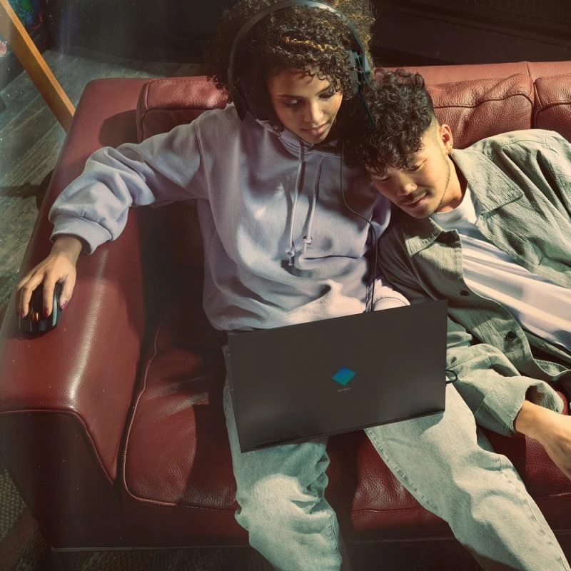 Laptop HP Omen Laptop 16-c0172nw / 4P4B4EA / Ryzen 7 / 16GB / 1TB / RTX 3070 / FullHD / Win 11 / Czarny