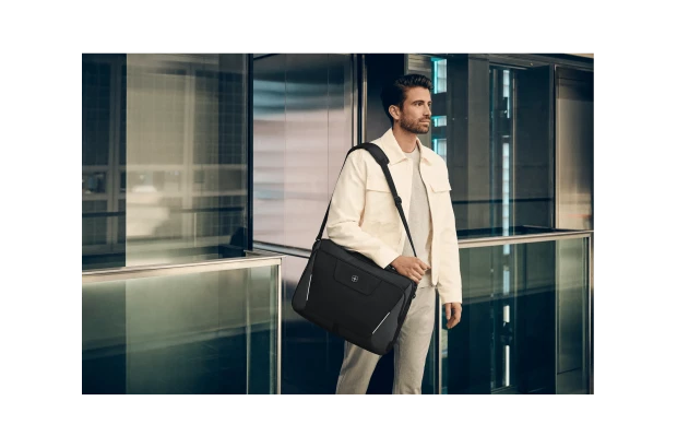 Torba na laptopa 17″ z kieszenią na tablet Wenger 653301 XE Brief