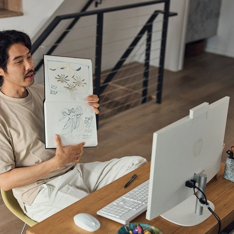 All in One do biura HP 24-cr1006nl / AJ4M2EA / Intel Ultra 7 / 16GB / SSD 1TB / Intel UHD / FullHD / Win 11 / Biały