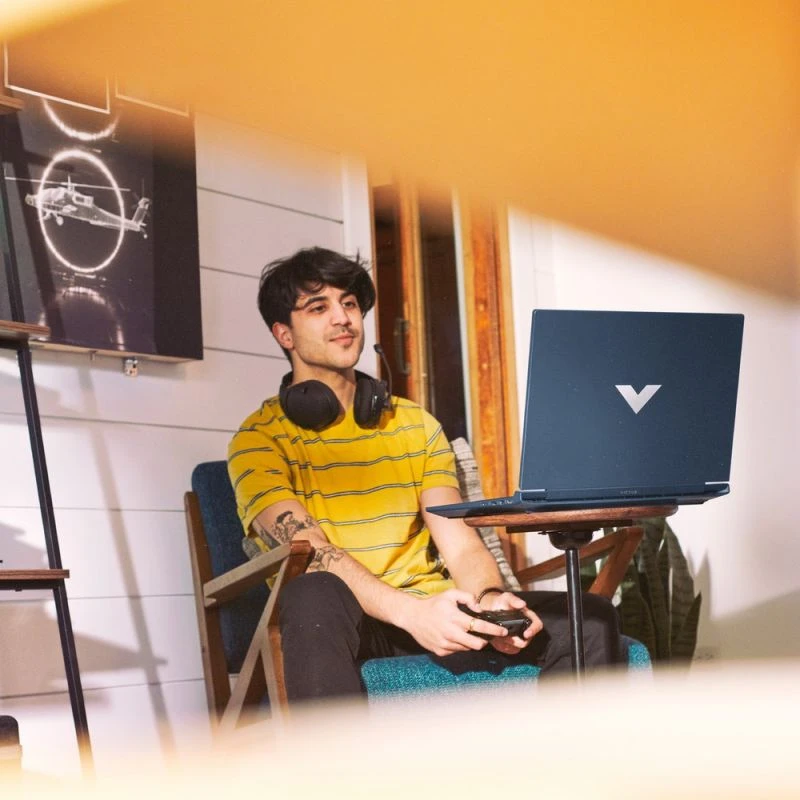 Laptop HP Victus 15-fa0033dx / 9T9R8UA / Intel i5 / 24GB / 1TB / RTX 3050 / FullHD / Win 11 / Niebieski