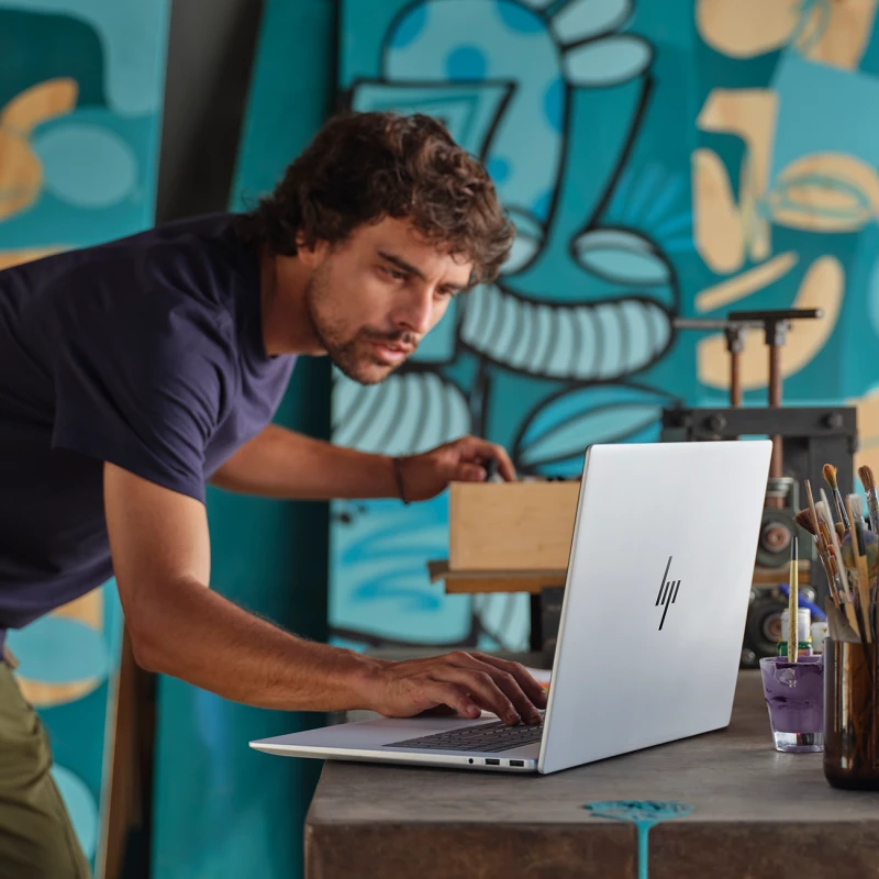 Laptop HP Envy 17-da0013ca / B84J8UA / Intel Ultra 7 / 32GB / SSD 1TB / Intel ARC / FHD / Dotyk / Win 11