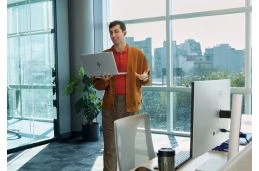 HP EliteBook 6 G1i 14" / C51N7ET / Ultra 7 / 16GB / 1TB / Intel ARC / WUXGA / Win 11 Pro / Srebrny