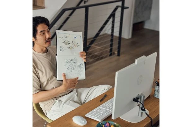 Komputer All in One HP 24-cr1007na / A4QV6EA / Intel Ultra 5 125U / 12GB / SSD 1TB / Intel Graphics / FullHD / Win 11 / Biały