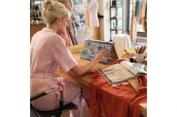 Laptop HP Envy x360 2w1 16-ac0013nw / B4MB7EA / Ultra 5 / 16GB / 512GB / Intel Graphics / 3k / Dotyk / OLED / Win 11 / Srebrny