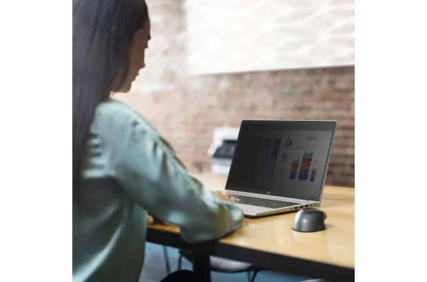 Laptop biznesowy HP EliteBook 830 G7 / B07JPU8Q / Intel Core i7 / 16GB / SSD 256GB / Intel UHD / FullHD / Win 11 Pro