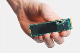 Laptop biznesowy HP EliteBook 830 G7 / B07JPU8Q / Intel Core i7 / 16GB / SSD 512GB / Intel UHD / FullHD / Win 11 Pro