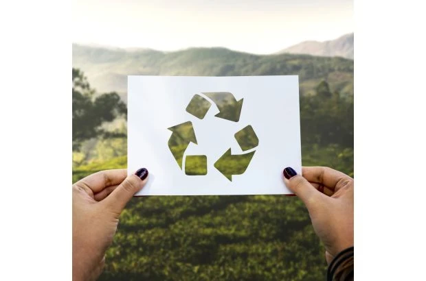 Laptop HP 17-cn0173st / 4C4B3UA / Intel i3-11 / 16GB / SSD 512GB / Intel UHD / FullHD / Win 11 / Srebrny