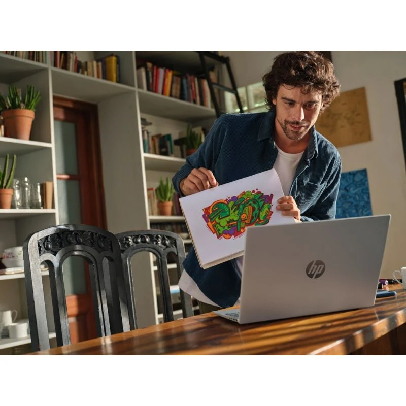 Laptop HP OmniBook 5 AI 16-af1216nw / C1LT3EA / Ultra 7 / 16GB / 512GB / Intel Graphics / 2k / OLED / Win 11 / Srebrny