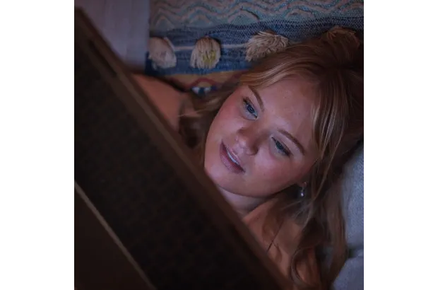 Laptop 2w1 HP Envy X360 14-es1023dx / 9R8R3UA  / Intel Core 7 / 16GB / SSD 1TB / Intel Graphics / FullHD / Dotyk / Win 11 Pro