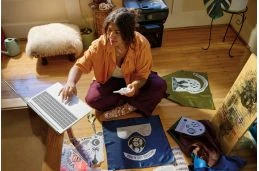 HP Laptop 15-fd0107ds / AA2K0UA / Intel N / 8GB / 128GB UFS / Intel UHD / HD / Win 11 / Niebieski