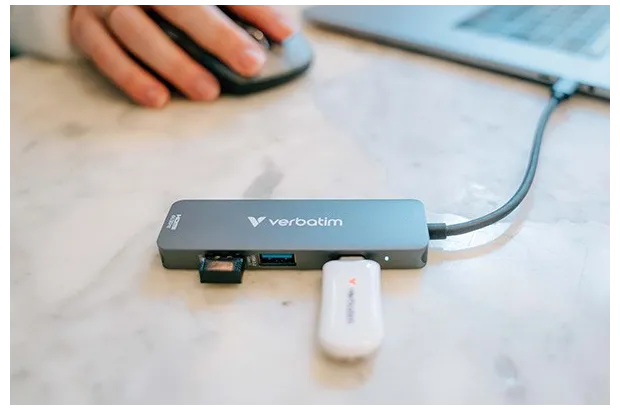 Stacja dokująca Verbatim USB-C 32155 szara USB-C PD USB-A 3.2 Gen 1 USB-A 2.0