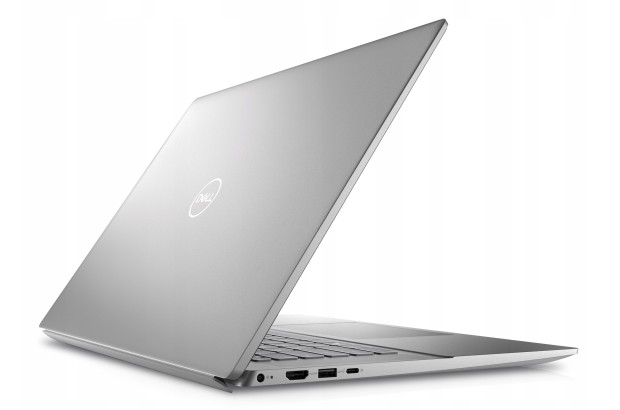 OUTLET Laptop Dell Inspiron 5620 / INS0129312-R0021566 / Intel Core i5 / 16GB / SSD 512GB / Intel Xe / FullHD / Win 11 Pro