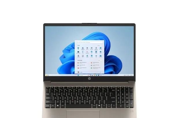 Laptop HP 15-fd0230wm / C68GJUA / Intel Core i3 / 8GB / 256GB / Intel UHD / FullHD / Dotyk / Win 11 / Kaszmirowy