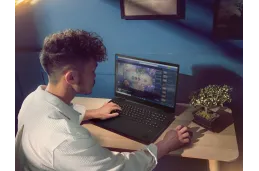 Laptop Gamingowy HP Omen 17-ck2390nd / 833P1EA / Intel i9 / 32GB / 2TB / RTX 4090 / QHD / Win 11 / Czarny