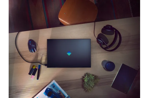 Laptop Gamingowy HP Omen 17-ck2390nd / 833P1EA / Intel i9 / 32GB / 2TB / RTX 4090 / QHD / Win 11 / Czarny