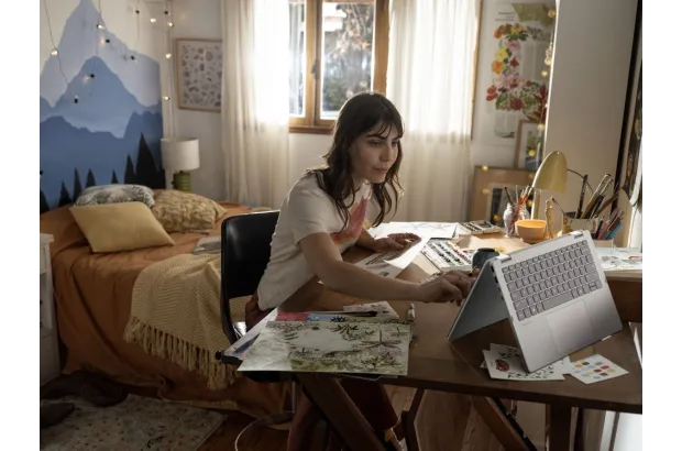 Laptop HP OmniBook 5 Flip 2w1 14-fp0014na / C1LK8EA / Intel i3 / 8GB / 512GB / Intel UHD / 2k / Dotyk / Win 11 / Srebrny