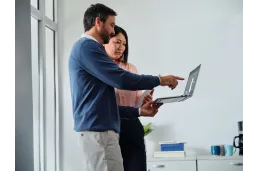 Laptop Biznesowy HP EliteBook 6 G1i 13" / C8KL8EA / Ultra 7 / 16GB / 512GB / Intel Graphics / WUXGA / Win 11 Pro / Srebrny