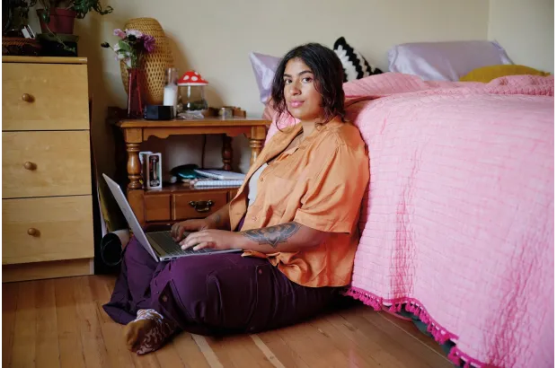 Laptop HP 15-fd1447nr / 9X5S7UA / Ultra 7 / 16GB / 1TB / Intel Arc / FullHD / Dotyk / Win 11 / Srebrny