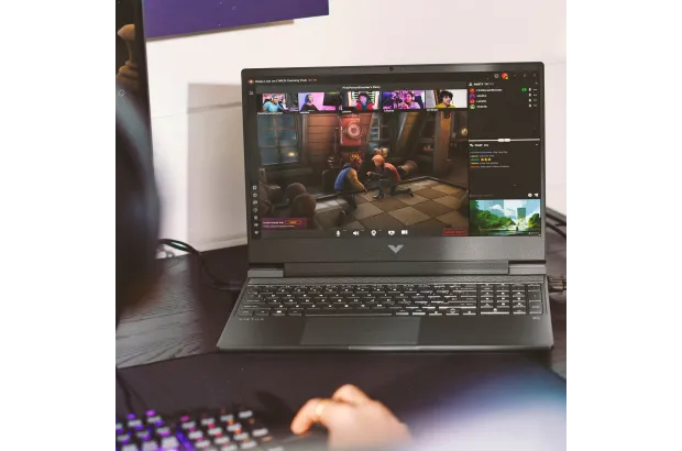 Laptop Gamingowy HP Victus 15-fa2700ca / B96JBUA / Intel Core i5 / 16GB / 1TB / RTX 3050 / 144Hz / FullHD / Win 11 / Czarny