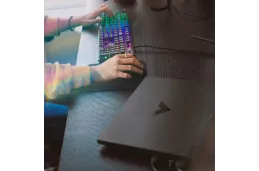 Laptop Gamingowy HP Victus 15-fa2082wm / B5EQ3UA / Intel i5 / 32GB / 1TB / RTX 4050 / FullHD / Win 11 / Czarny