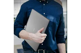 Laptop LG gram 16 / 16Z90R-G.AAM7U1 / Intel i7-13 / 16GB / SSD 1TB / Intel Xe / WQXGA / Win 11 / Czarny