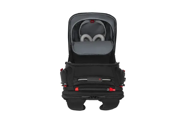 Plecak gamingowy miejski z kieszenią na laptopa do 17,3" oraz tablet do 12" Wenger PlayerOne (611650)