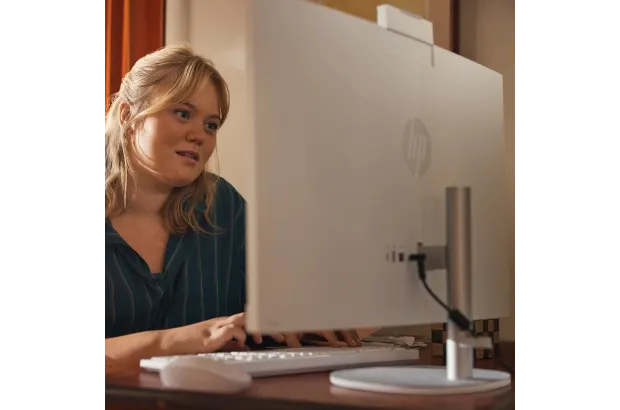 Komputer All-In-One HP 27-cr0093ns / B98R5EA / Core i5 / 16GB / 1TB / Iris Xe / FullHD / Win 11 / Biały