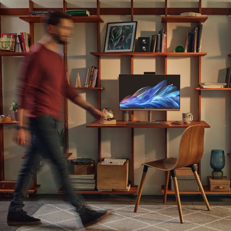 Komputer All-In-One HP OmniStudio X 27-cs1009ns / C2YN8EA / Ultra 7 / 32GB / 1TB / Intel Arc / 4K UHD / Win 11 / Srebrny