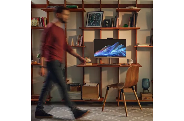 Komputer All-In-One HP 27-cs0003na / B0XF0EA / Ultra 7 / 32GB / 1TB / Intel Arc / 4K UHD / Win 11 / Srebrny