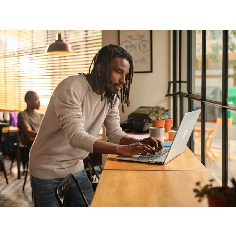 Laptop HP OmniBook 5 16-ag1660nd / BK4P7EA / Ryzen AI 7 / 24GB / 512GB / AMD Radeon / 2k / Win 11 / Srebrny