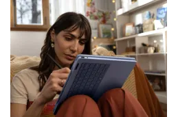 Laptop HP OmniBook 5 14-fp0611nd / BU8S9EA / Core i5 / 16GB / 512GB / Iris Xe / FullHD / Win 11 / Niebieski