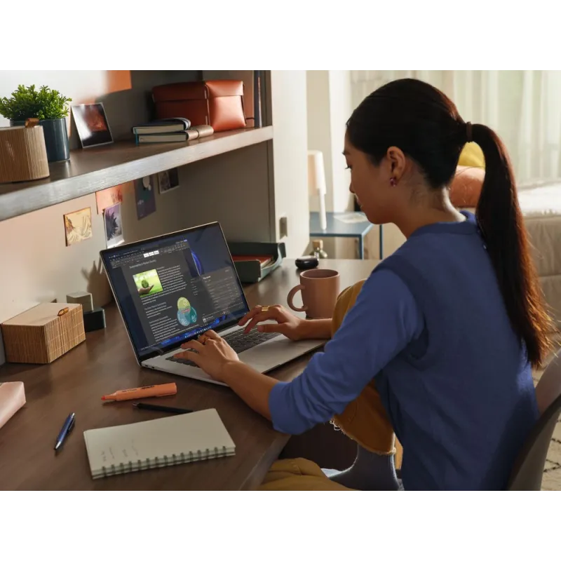 Laptop HP OmniBook 5 16-bf0622nd / C85MGEA / Snapdragon X Plus / 32GB / 1TB / Qualcomm Adreno / 2k / Win 11 / Srebrny